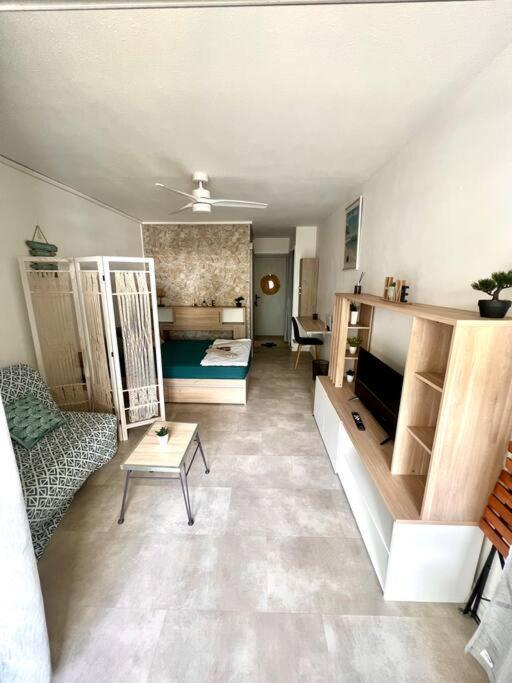 לה גוסייר Studio Confort Pres Des Plages מראה חיצוני תמונה